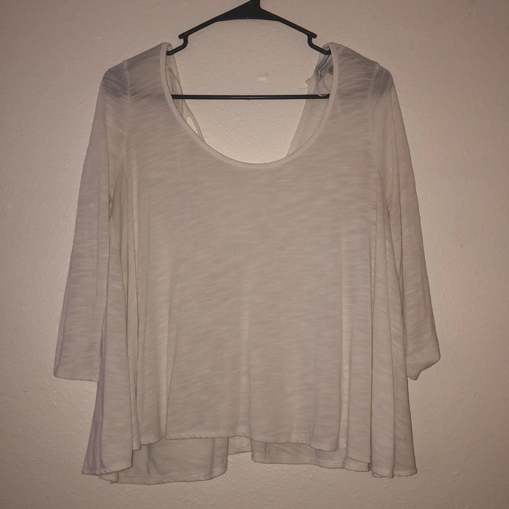 Flowy white American Eagle shirt